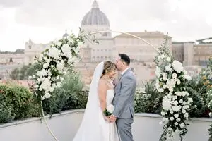 newlyweds in Rome